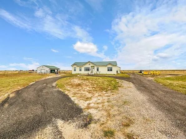 10660 Schumaker Road, Bennett, CO 80102