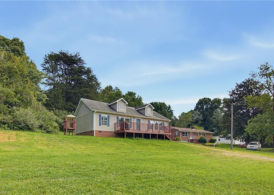 1st image of 4889 Baux Mountain Rd