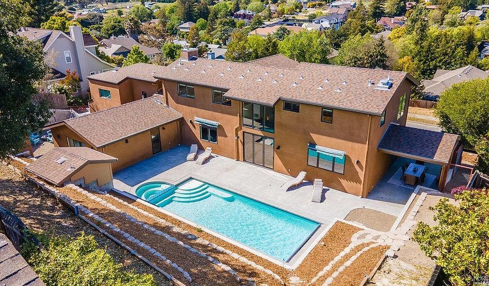 1st image of 769 El Paseo Dr