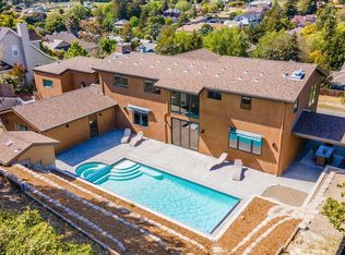 769 El Paseo Dr, Petaluma, CA