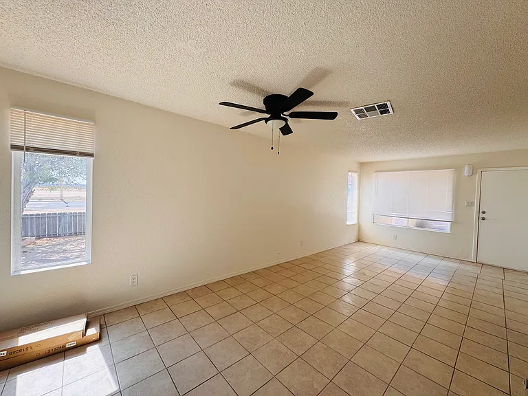 7519 California City Blvd — Photo 5
