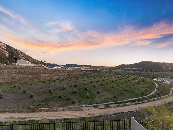 4th image of 35182 Orchard Trl