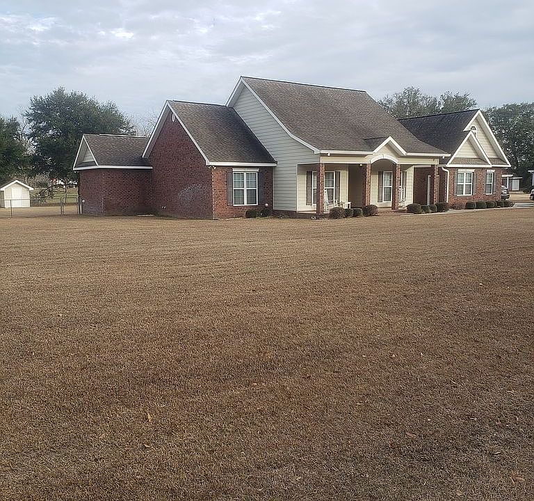 1st image of 5560 Tara Rd