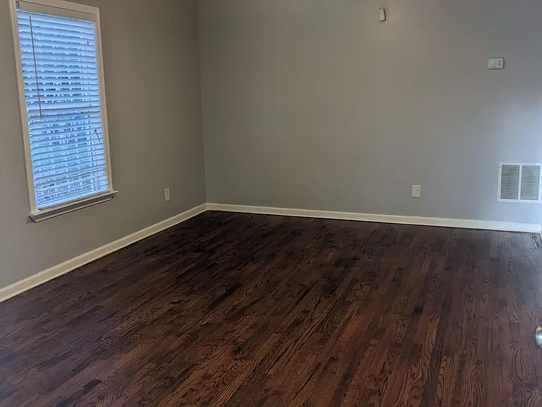 924 Smith St SW — Photo 17