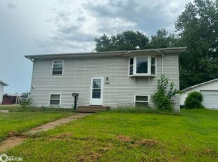 1921 S 16th St, Centerville, IA 52544