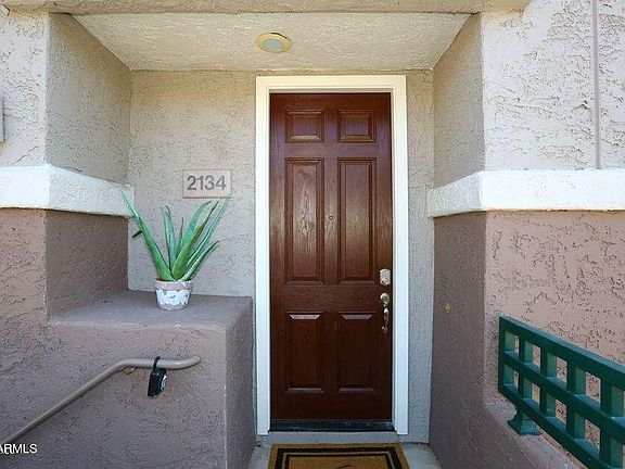 3rd image of 15221 N CLUBGATE Drive #2134