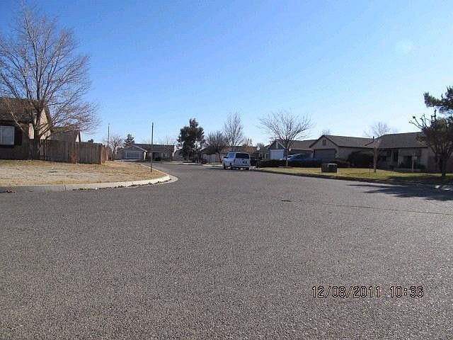 2nd image of 17923 Kendall Cir