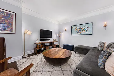 Sold by Dolly Lenz Real Estate LLC