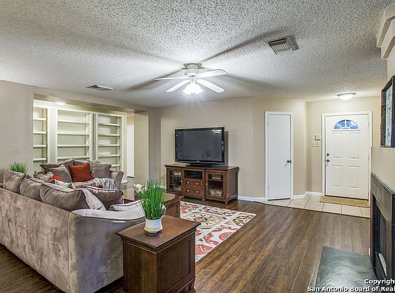 3rd image of 13427 Alder Creek Dr