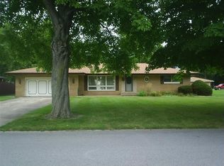 8 Elm Ave, Hobart, IN 46342