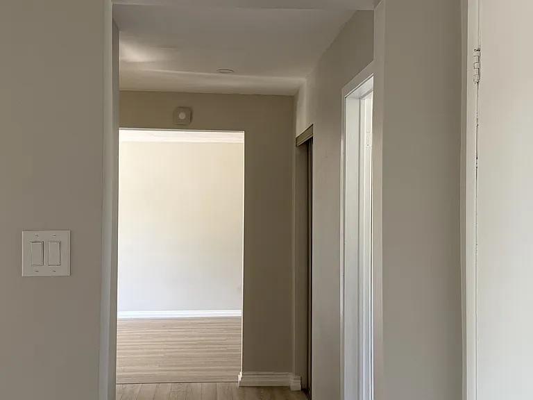 3796 Wyewood Rd — Photo 12