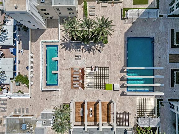 4th image of 101 S Fort Lauderdale Beach Blvd #806