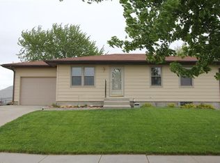 11120 N 137th St, Waverly, NE 68462