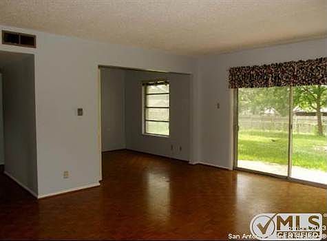1st image of 4510 Chedder Dr