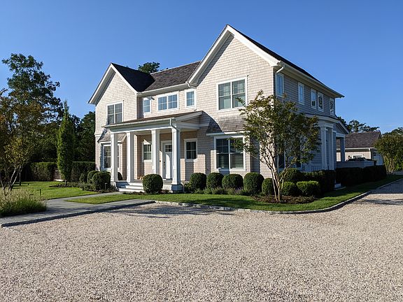 2nd image of 12 Therese Ct