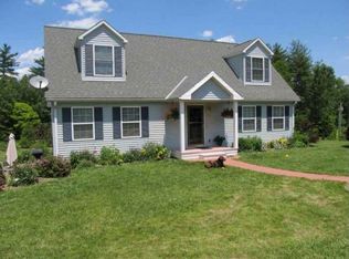 208 Paradise Hl, Arlington, VT 05250