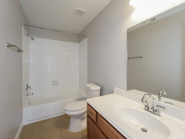 2614 Elder Park Ct — Photo 16