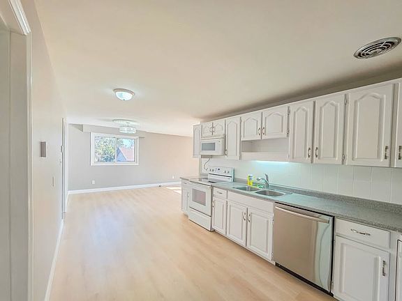 5th image of 488 Dean Ave