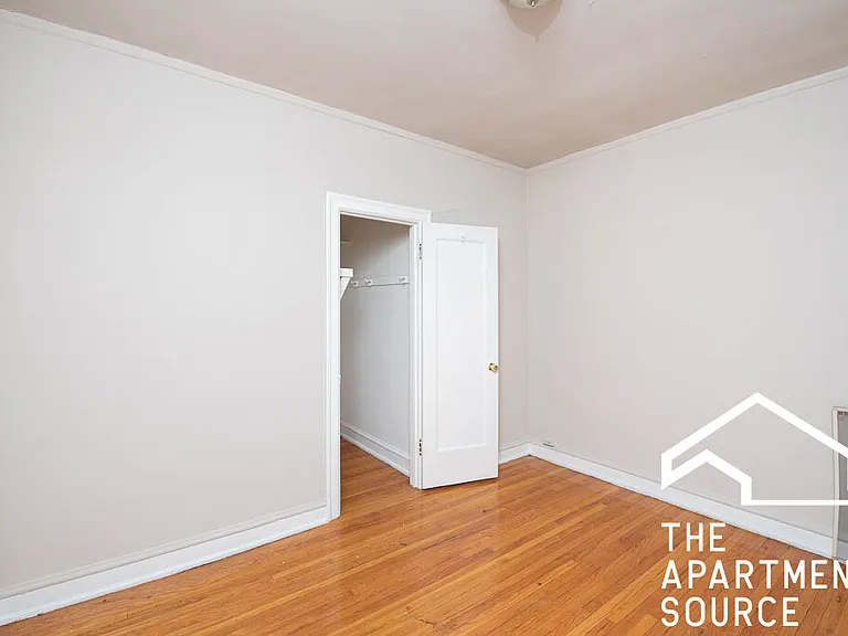 1365 W Estes Ave #1O — Photo 9