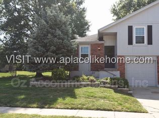 8711 N Hull Ave, Kansas City, MO 64154