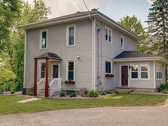 4th image of 633 S Gjertson St