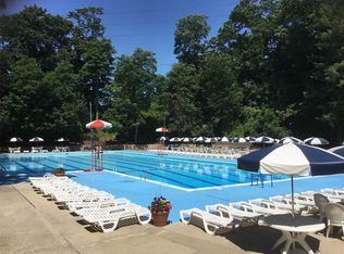 1 Sadore Ln APT 4M, Yonkers, NY 10710