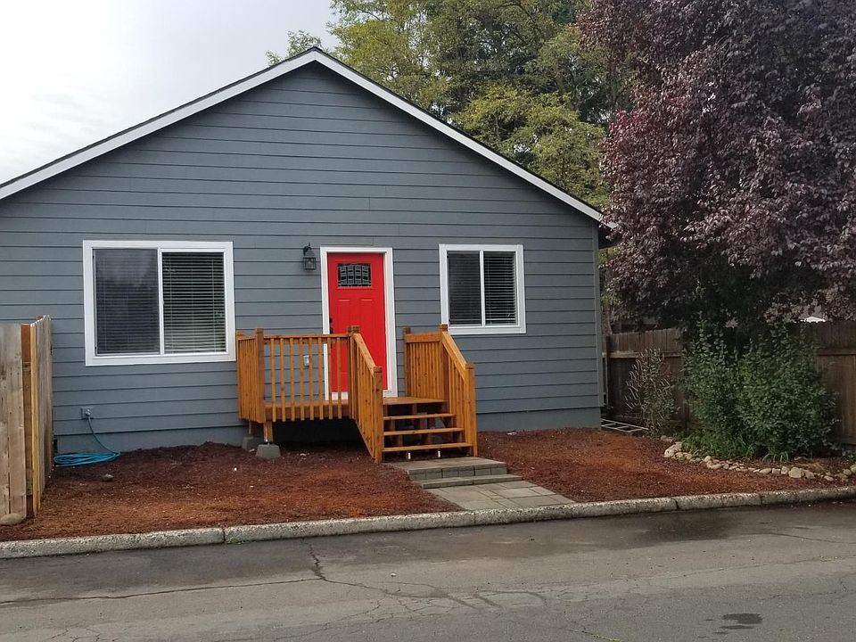 1st image of 13816 NE 51st St