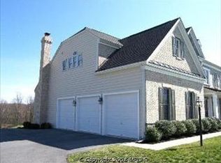 24203 Hawkins Landing Dr, Laytonsville, MD 20882