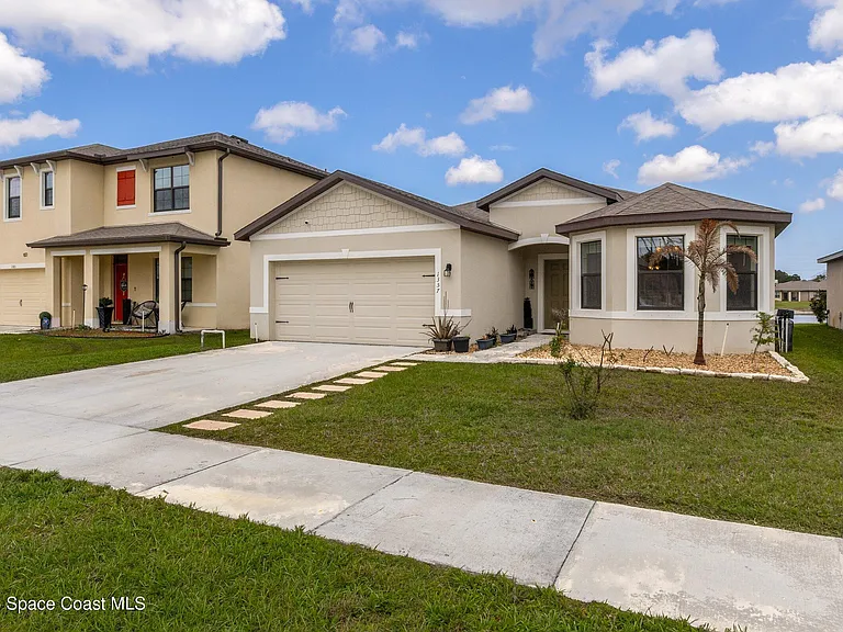 1357 Mineral Loop Dr NW — Photo 2