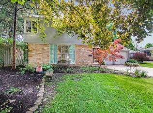 140 S Buell Ave, Aurora, IL