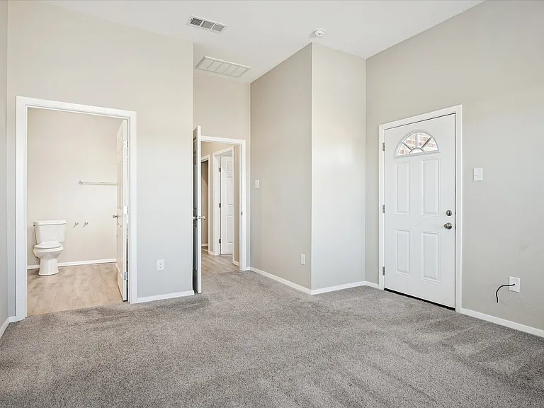 518 Wood Dr #1 — Photo 6