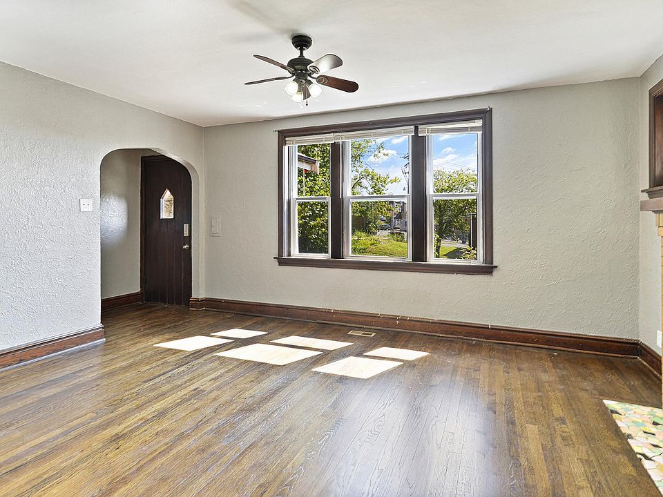 1st image of 3909 Tholozan Ave #1F
