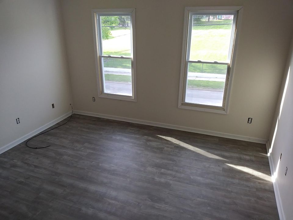 1st image of 1112 Burnet Ave #4