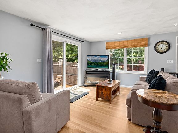 3rd image of 3 Elginwood Rd #A