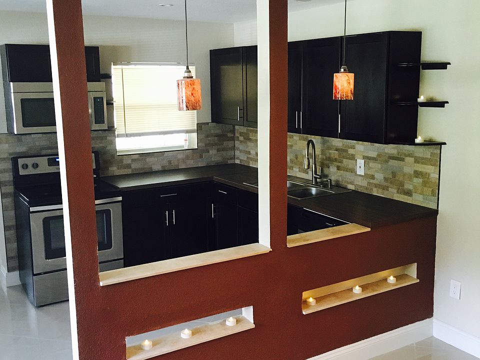 1st image of 4414 W Ballast Point Blvd