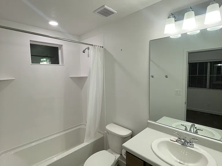 266 S Meadowbrook Ct — Photo 12