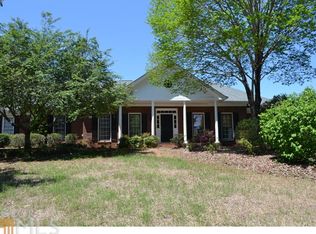 12530 Silver Fox Ct, Roswell, GA 30075