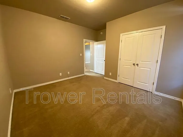 3406 Bastrop Ave — Photo 12