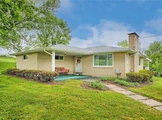 1035 Frye Rd, Jeannette, PA 15644