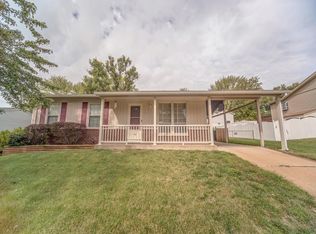 1925 San Lucas Ln, Fenton, MO 63026