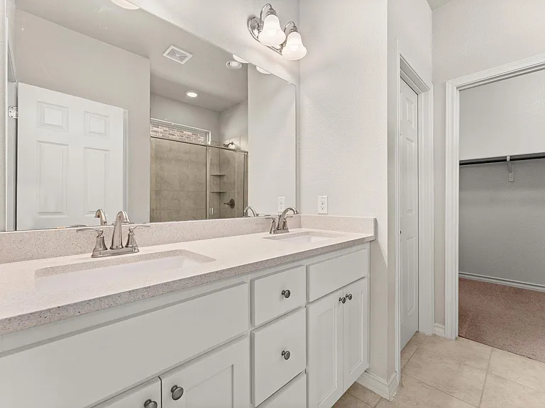 740 Aliso Trl — Photo 18
