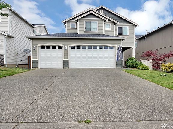2nd image of 2031 198th St E