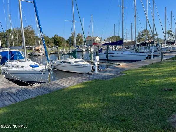 29 Pecan Grove Marina, Oriental, NC 28571