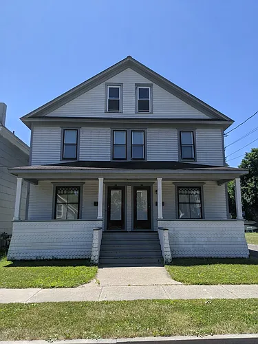 23-25 Maple Ave Photo 1
