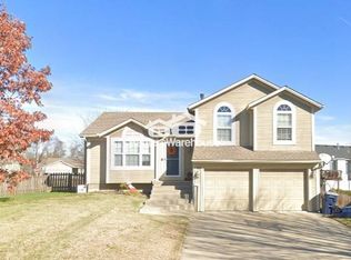 10835 N Skiles Ave, Kansas City, MO 64157