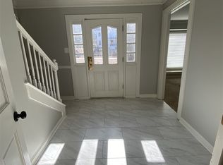 8570 Sycamore Trail Dr, Germantown, TN 38139