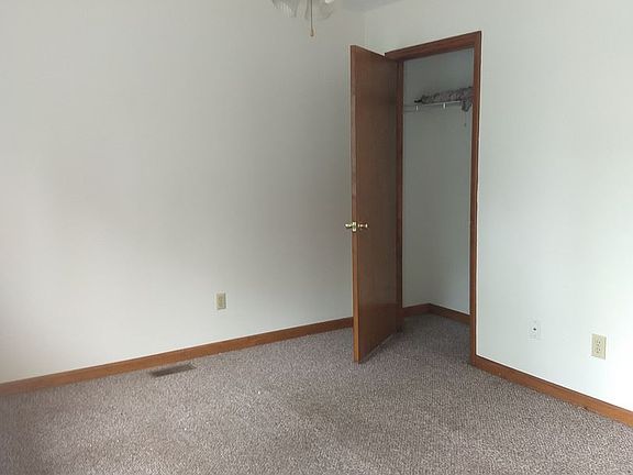 2nd image of 1212 Shelby St APT 1