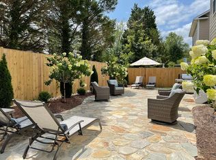 1405 Lafayette Dr, Alexandria, VA 22308