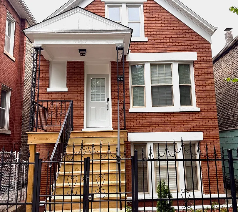 2233 S Spaulding Ave #1