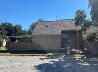 8201 Mountain Lake Cir, Fort Worth, TX 76179